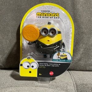 🥰🥰Minions The Rise of Gru Otto Stone Tossing Figure🥰🥰